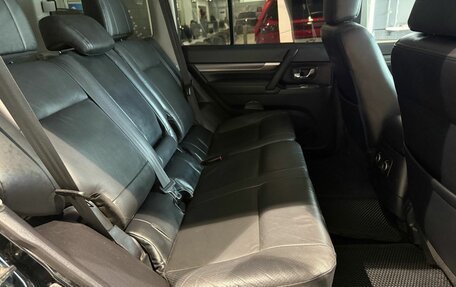 Mitsubishi Pajero IV, 2010 год, 1 899 000 рублей, 14 фотография