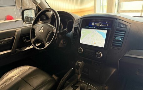 Mitsubishi Pajero IV, 2010 год, 1 899 000 рублей, 17 фотография