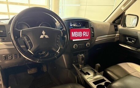 Mitsubishi Pajero IV, 2010 год, 1 899 000 рублей, 10 фотография