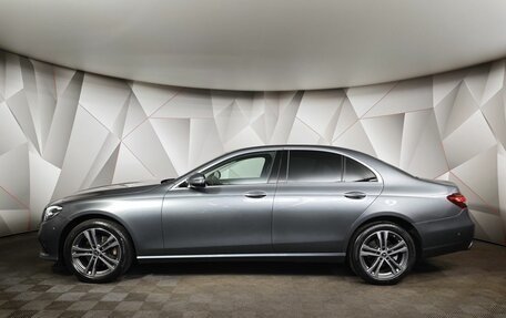 Mercedes-Benz E-Класс, 2021 год, 4 431 000 рублей, 5 фотография