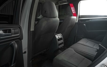 Volkswagen Touareg III, 2016 год, 2 349 000 рублей, 11 фотография