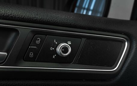 Volkswagen Touareg III, 2016 год, 2 349 000 рублей, 18 фотография
