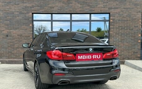 BMW 5 серия, 2019 год, 3 500 000 рублей, 3 фотография