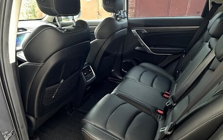 Geely Atlas, 2022 год, 1 800 000 рублей, 10 фотография