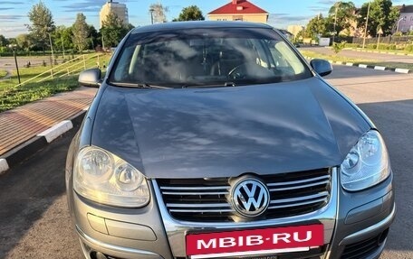 Volkswagen Jetta VI, 2009 год, 590 000 рублей, 13 фотография