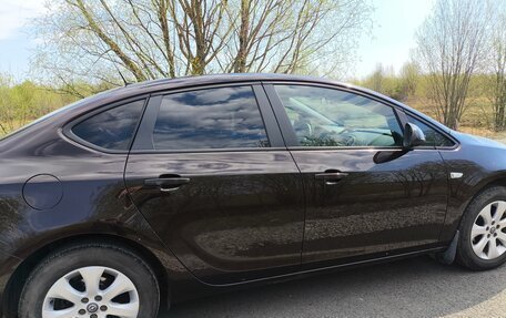 Opel Astra J, 2014 год, 850 000 рублей, 9 фотография