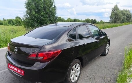 Opel Astra J, 2014 год, 850 000 рублей, 6 фотография