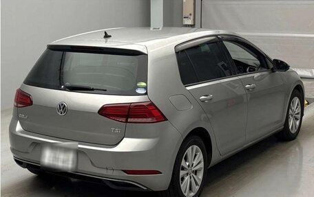 Volkswagen Golf VII, 2018 год, 1 200 000 рублей, 2 фотография