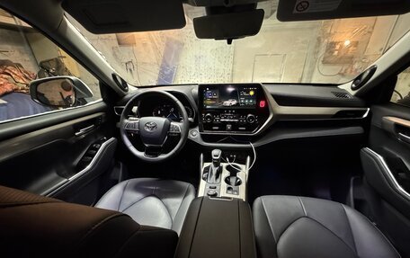 Toyota Highlander, 2025 год, 5 500 000 рублей, 5 фотография