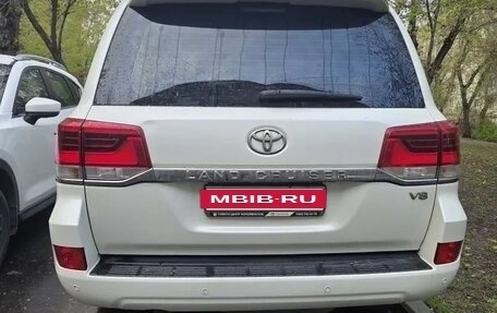 Toyota Land Cruiser 200, 2015 год, 5 200 000 рублей, 7 фотография
