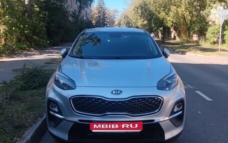 KIA Sportage IV рестайлинг, 2020 год, 1 950 000 рублей, 4 фотография