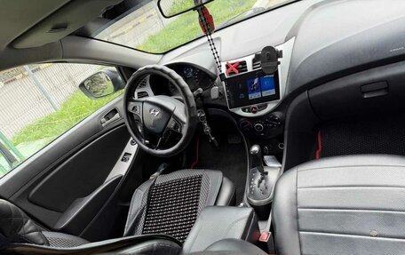 Hyundai Solaris II рестайлинг, 2014 год, 750 000 рублей, 10 фотография
