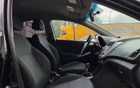 Hyundai Solaris II рестайлинг, 2016 год, 1 029 000 рублей, 12 фотография