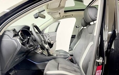 Audi Q3, 2023 год, 2 370 000 рублей, 7 фотография