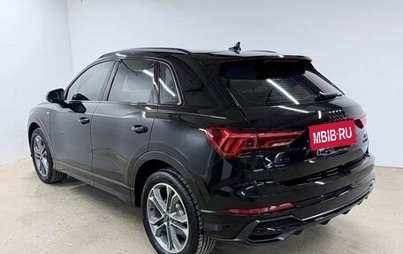 Audi Q3, 2023 год, 2 370 000 рублей, 3 фотография