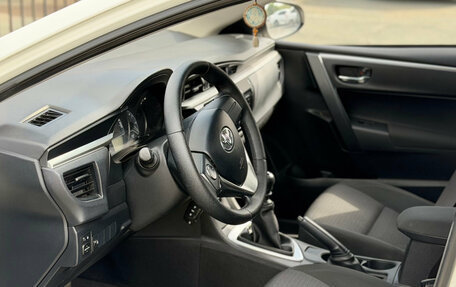Toyota Corolla, 2014 год, 1 340 000 рублей, 5 фотография