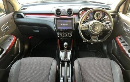 Suzuki Swift V, 2022 год, 1 400 500 рублей, 9 фотография