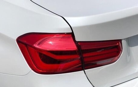 BMW 3 серия, 2017 год, 1 100 000 рублей, 7 фотография