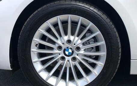BMW 3 серия, 2017 год, 1 100 000 рублей, 10 фотография