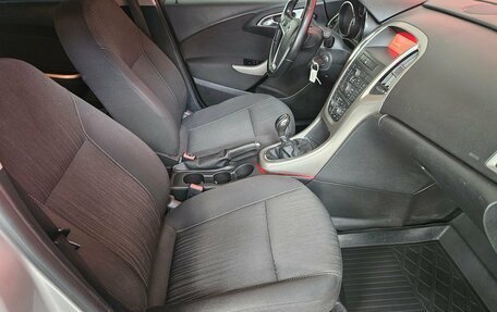 Opel Astra J, 2010 год, 399 000 рублей, 12 фотография