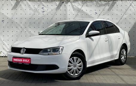 Volkswagen Jetta VI, 2012 год, 995 000 рублей, 1 фотография