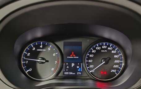 Mitsubishi Outlander III рестайлинг 3, 2022 год, 2 529 000 рублей, 13 фотография