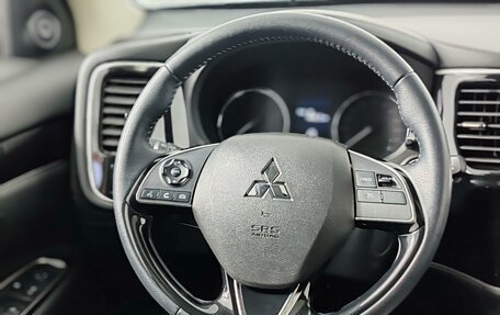 Mitsubishi Outlander III рестайлинг 3, 2022 год, 2 529 000 рублей, 22 фотография