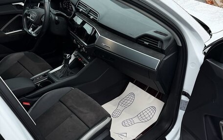 Audi Q3, 2021 год, 2 300 000 рублей, 6 фотография