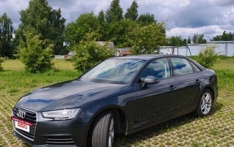 Audi A4, 2019 год, 2 300 000 рублей, 3 фотография