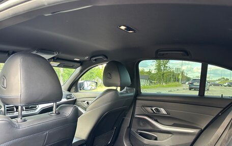 BMW 3 серия, 2019 год, 3 650 000 рублей, 14 фотография