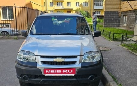 Chevrolet Niva I рестайлинг, 2020 год, 650 000 рублей, 2 фотография