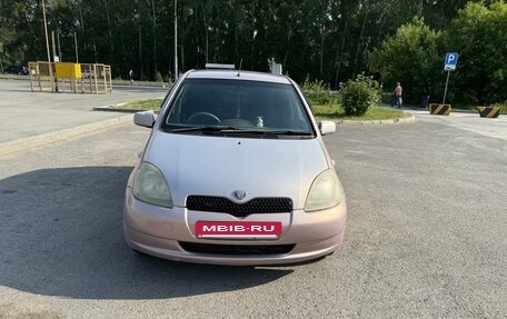 Toyota Vitz, 2001 год, 250 000 рублей, 3 фотография