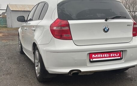 BMW 1 серия, 2011 год, 780 000 рублей, 3 фотография