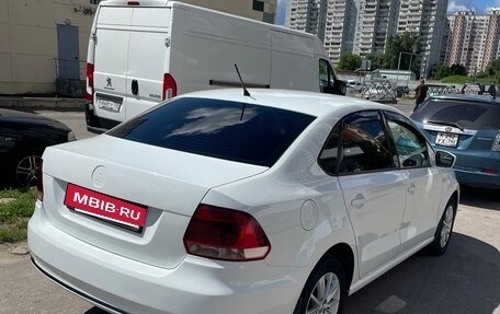Volkswagen Polo VI (EU Market), 2015 год, 750 000 рублей, 5 фотография