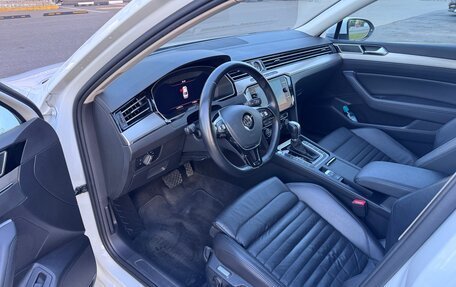 Volkswagen Passat B8 рестайлинг, 2018 год, 2 250 000 рублей, 9 фотография