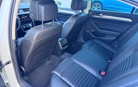 Volkswagen Passat B8 рестайлинг, 2018 год, 2 250 000 рублей, 14 фотография