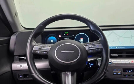 Hyundai Kona, 2023 год, 1 550 000 рублей, 7 фотография