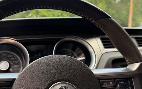 Ford Mustang VI рестайлинг, 2006 год, 4 650 000 рублей, 10 фотография