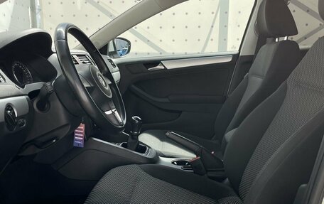 Volkswagen Jetta VI, 2012 год, 995 000 рублей, 11 фотография