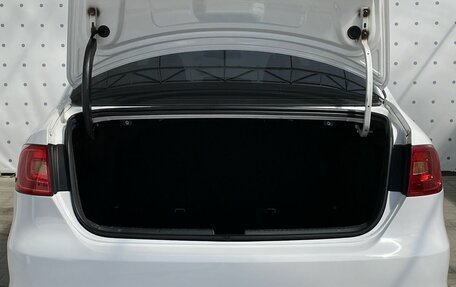 Volkswagen Jetta VI, 2012 год, 995 000 рублей, 7 фотография