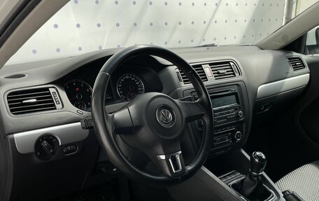 Volkswagen Jetta VI, 2012 год, 995 000 рублей, 15 фотография