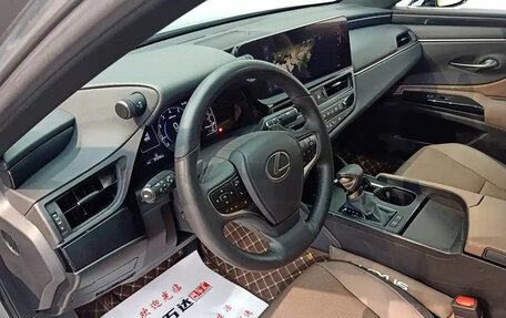 Lexus ES VII, 2023 год, 4 268 000 рублей, 8 фотография