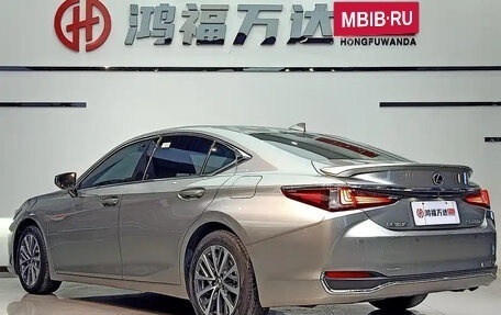 Lexus ES VII, 2023 год, 4 268 000 рублей, 6 фотография