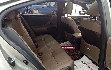 Lexus ES VII, 2023 год, 4 268 000 рублей, 24 фотография