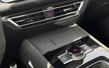 Volkswagen Tiguan, 2026 год, 4 700 000 рублей, 23 фотография