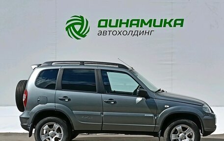 Chevrolet Niva I рестайлинг, 2011 год, 540 000 рублей, 4 фотография