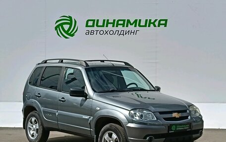 Chevrolet Niva I рестайлинг, 2011 год, 540 000 рублей, 3 фотография