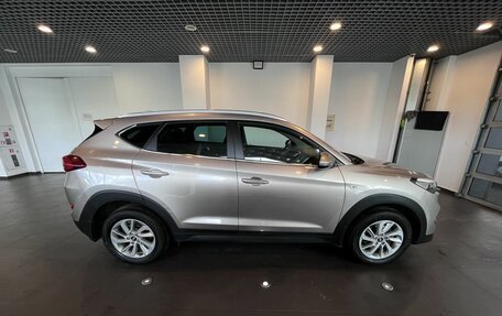 Hyundai Tucson III, 2018 год, 2 380 000 рублей, 2 фотография