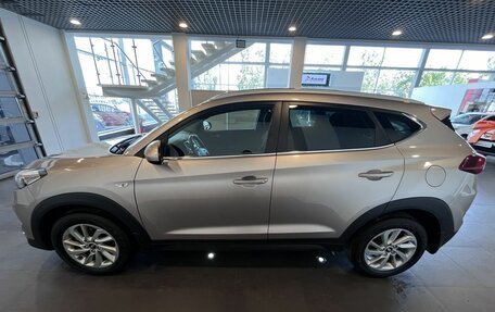 Hyundai Tucson III, 2018 год, 2 380 000 рублей, 6 фотография