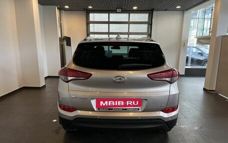 Hyundai Tucson III, 2018 год, 2 380 000 рублей, 4 фотография